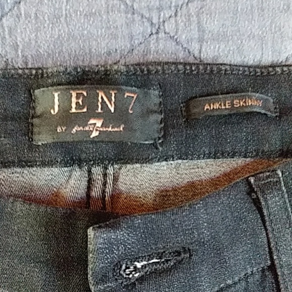 Jen 7 For All Man Kind - Picture 2 of 4